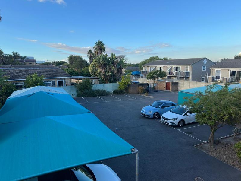 To Let 2 Bedroom Property for Rent in Oakglen Western Cape